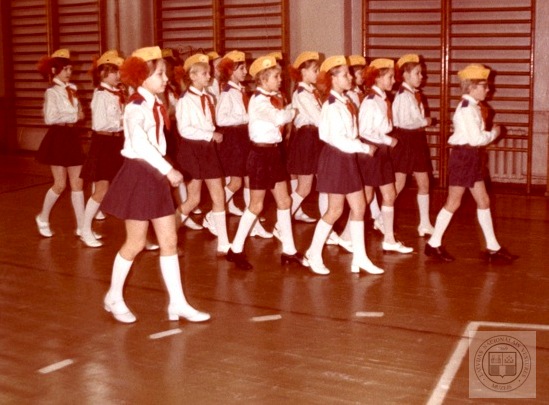 Attēls:Pioneers in USSR.jpg