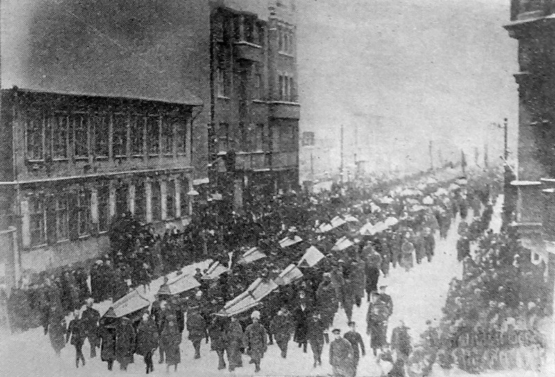 Attēls:Komunari beeres Riga 1919.jpg