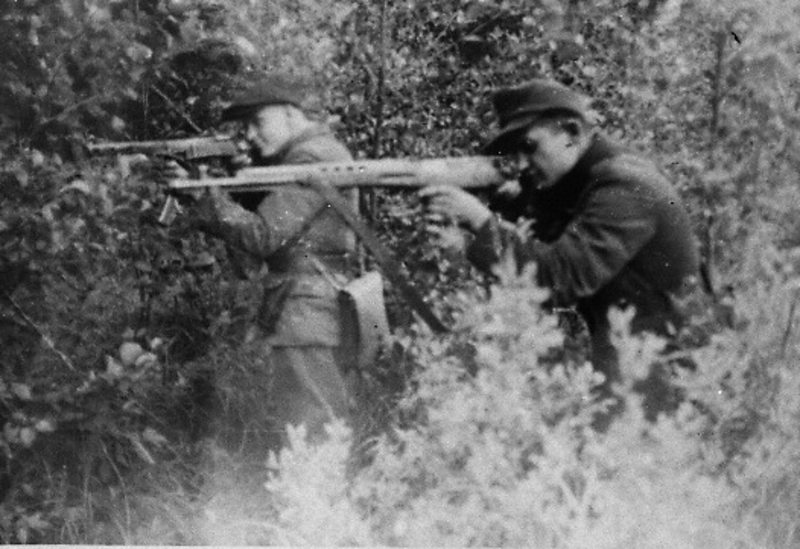 Attēls:Partizani 4.jpg