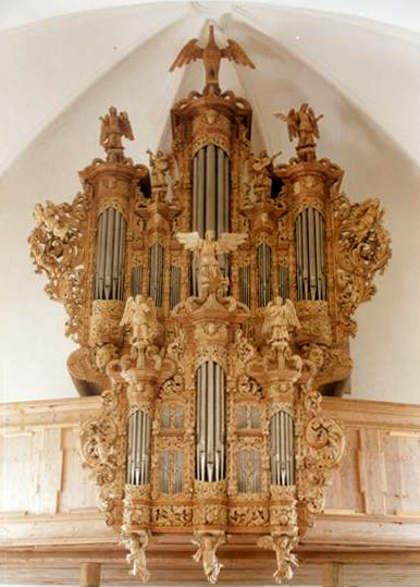 Attēls:Ugale pipeorgan.jpg