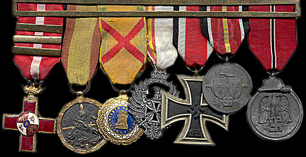 Attēls:Blue divisione medal.png