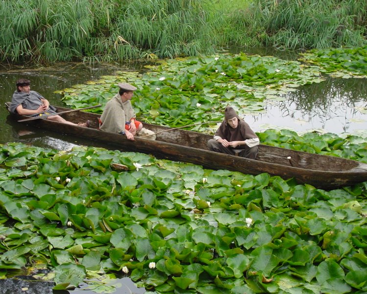 Attēls:Vienkoce dugout.jpg