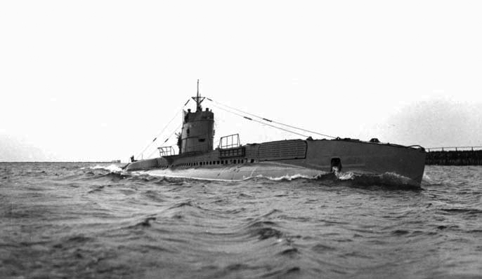 Attēls:Submarine Ronis 1927.jpg