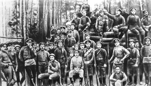 Attēls:Latv strelnieki 27 10 1917.jpg