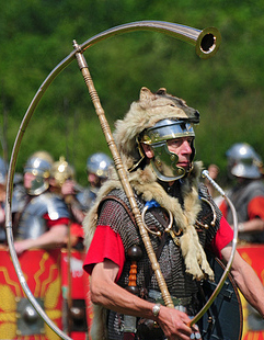 Attēls:Cornicen new.jpg